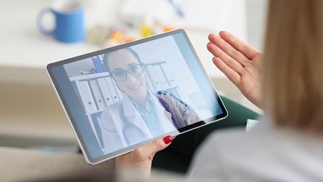 Tablet in einer Hand Tablet in einer Hand