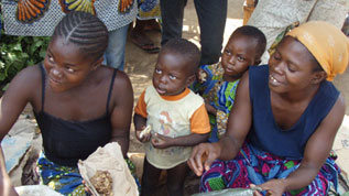 Market women and their children